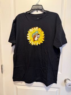 Adult unisex size X-Large Buccee's You Are My Sunshine sunflower short sleeve tee shirt black