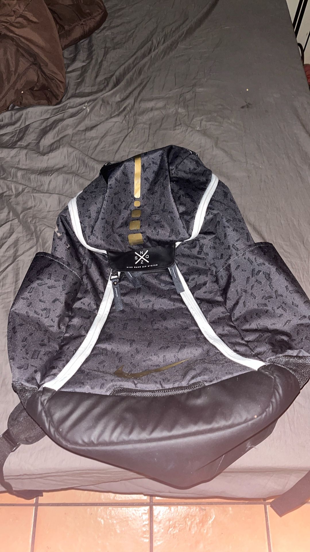 Nike Hoops Elite Quad Zip Bag