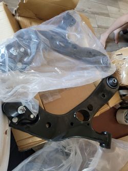 2006--2018 Toyota RAV4 / Lexus NX200T Front Lower Control Arms