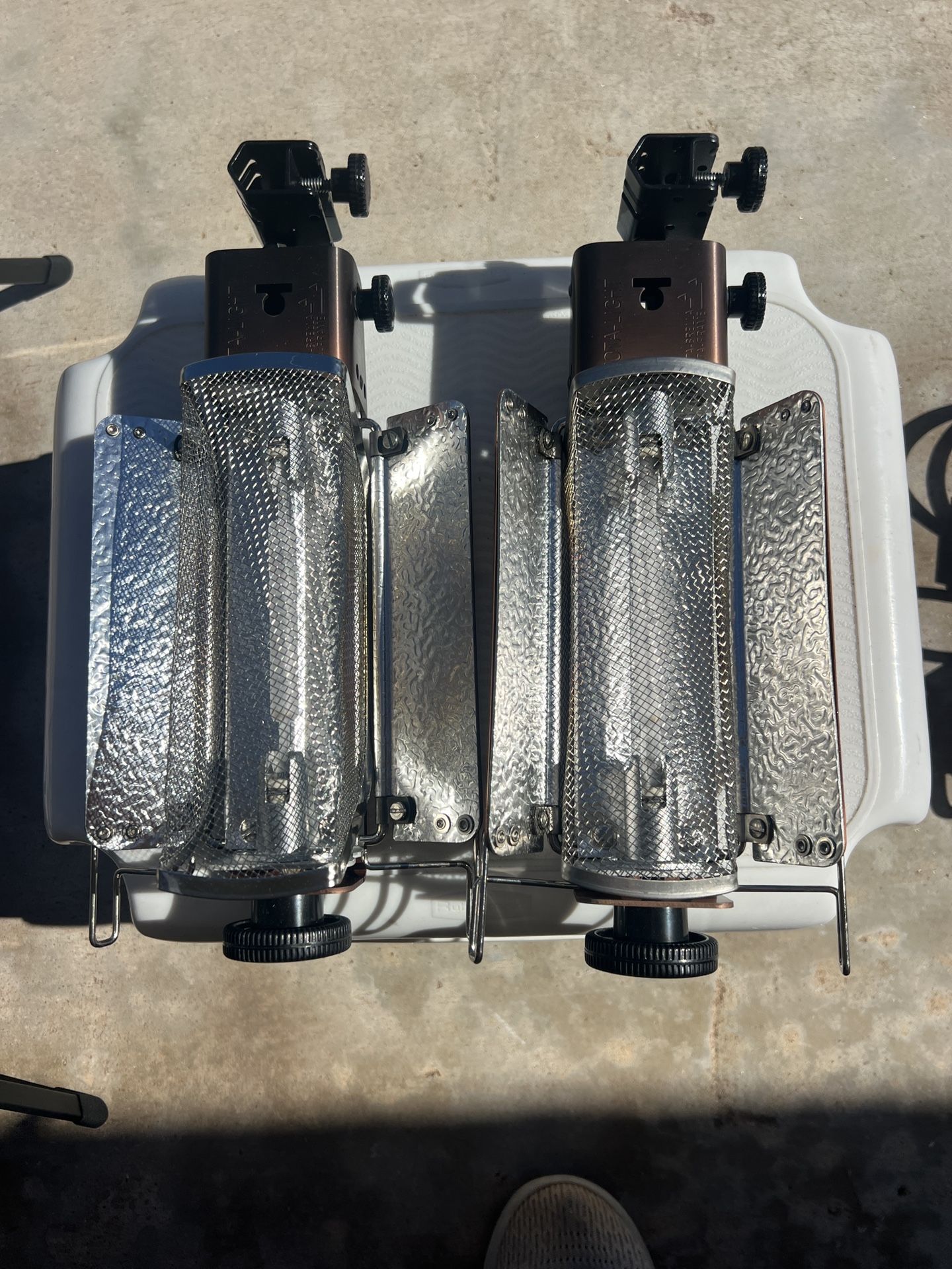 2 Lowel Tota-lights With Stands