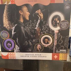 Social Star Selfie Lift Stand