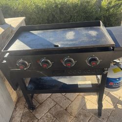 Coleman 4 Burner propane Gas Griddle Station 