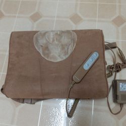 Brookstone Shiatsu Neck Massager Pillow