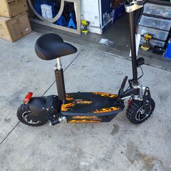 Scooter. Eléctrico New