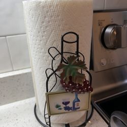 GUANYANG Wine Bottle Shaped Metal Paper Towel Holder, 18x18x35cm Waterproof Large Capacity Space Saving Countertop Paper Towel Dispenser for Farmhouse