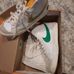 '77 Vintage Nike Rayguns