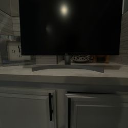 LG Monitor