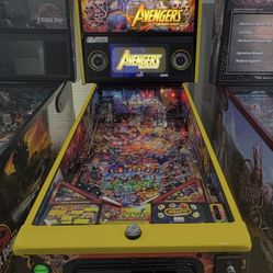 Avengers Pinball Machine : Infinity Quest (Limited Edition)