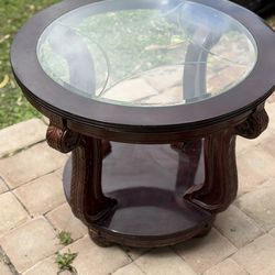 Matching set of Glass top end tables