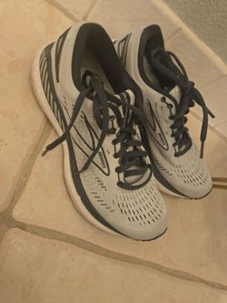 Women's Brooks Running shoes
