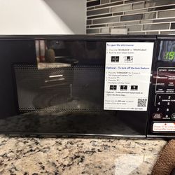 Brand New Microwave $50