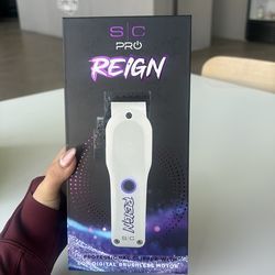 Style craft Reign Clipper