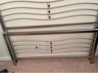 Modern Full Size Bed