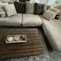 Wesley Toast Sectional & Coffee Table