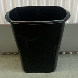 Sterilite  BLACK 10 Gallon WASTE Basket 👀 (please read description)