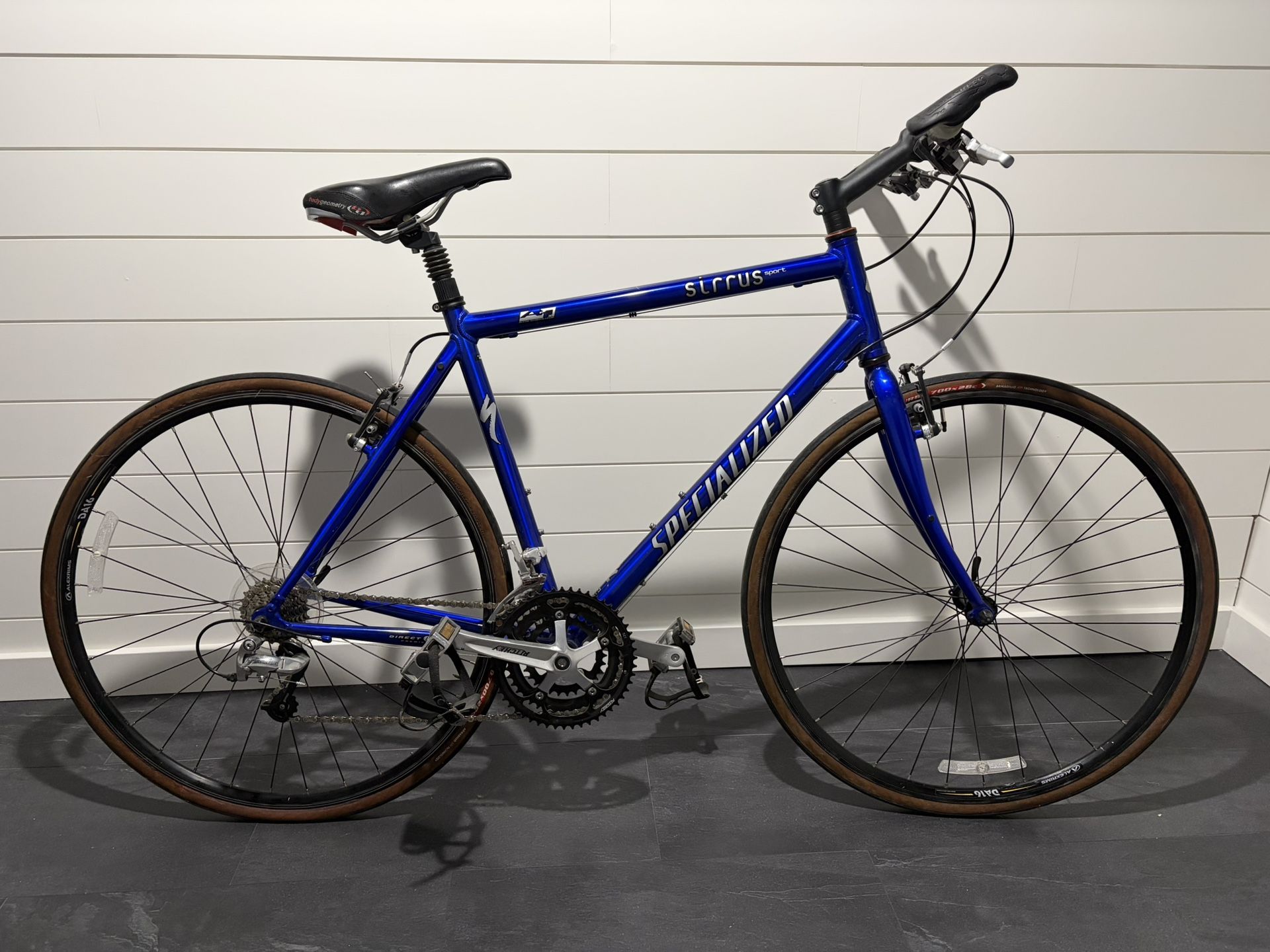 Specialized Sirrus Sport Bike 