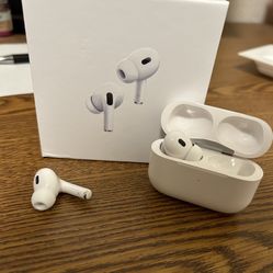 Apple AirPods Pro Second Generation in White