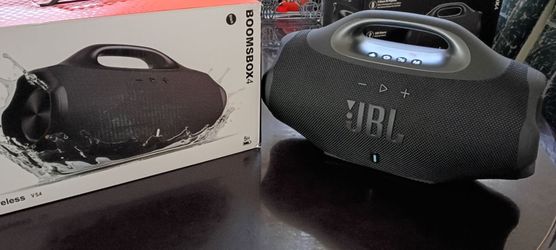 Jbl boombox 4.  80watts