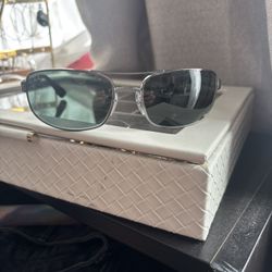Ray-Ban Sunglasses 