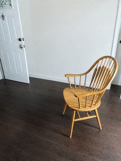 Wood chair