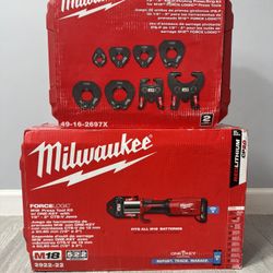 Milwaukee 2922-22 Force Logic Press Tool Kit W Gas Pivot Jaws Bundle 