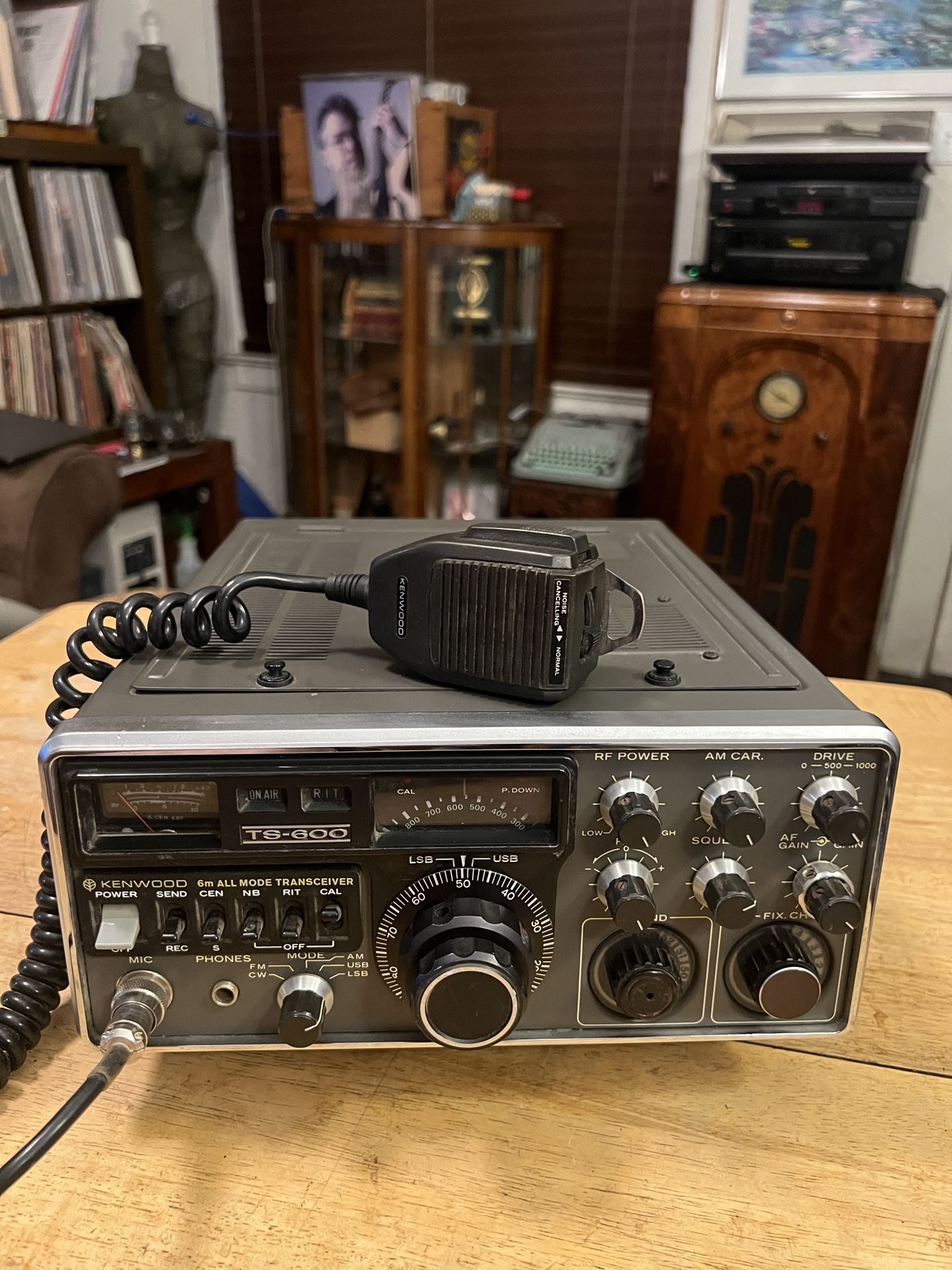 KENWOOD TS-600 6 METER ALL Mode Ham Radio Transceiver w/ Kenwood MC-30S mic Japan Untested