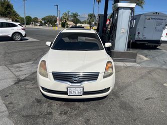 Nissian Altima 2009