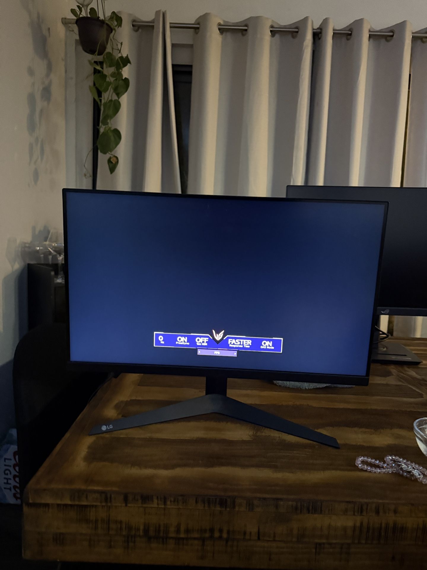 LG Ultragear Gaming Monitor 1080p 180hz