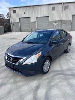 2017 Nissan Versa SV