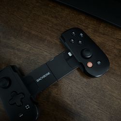 Backbone One Mobile Gaming Controller (iPhone)