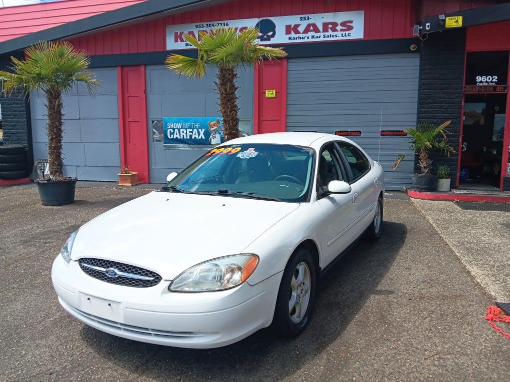 2001 Ford Taurus