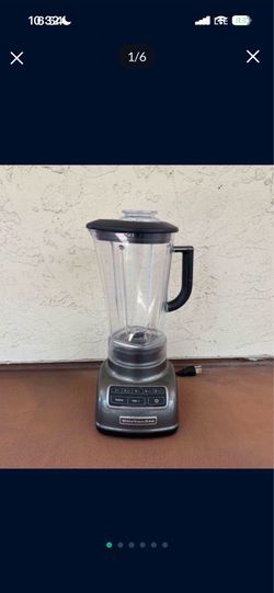 One KitchenAid Diamond Vortex 5-Speed Blender