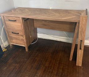 DESK