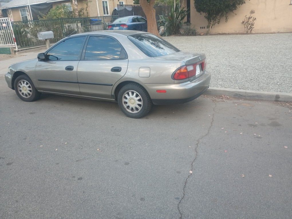 1998 Mazda Protege