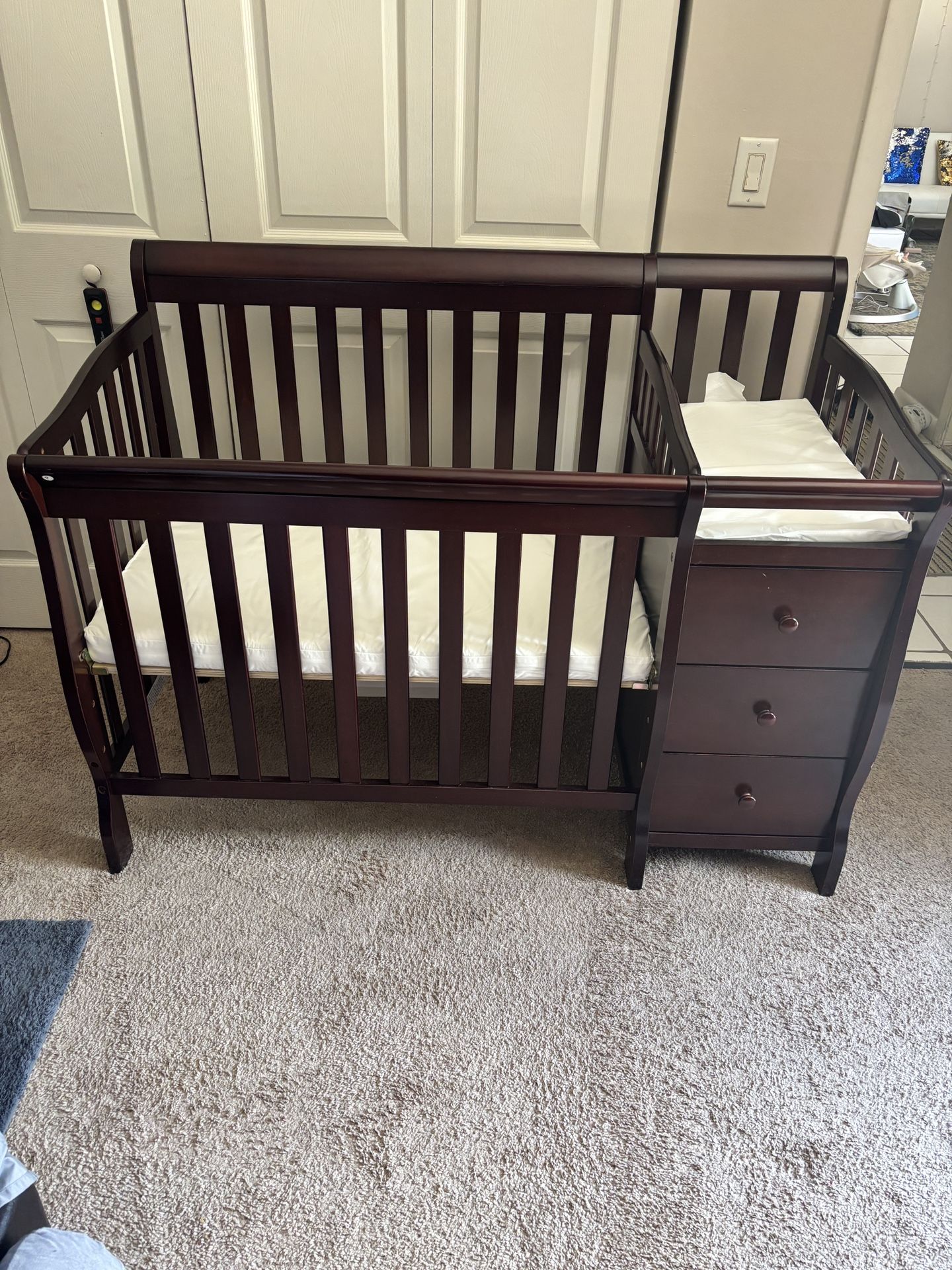 4in 1 Baby Crib