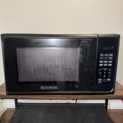 Black + Decker Microwave