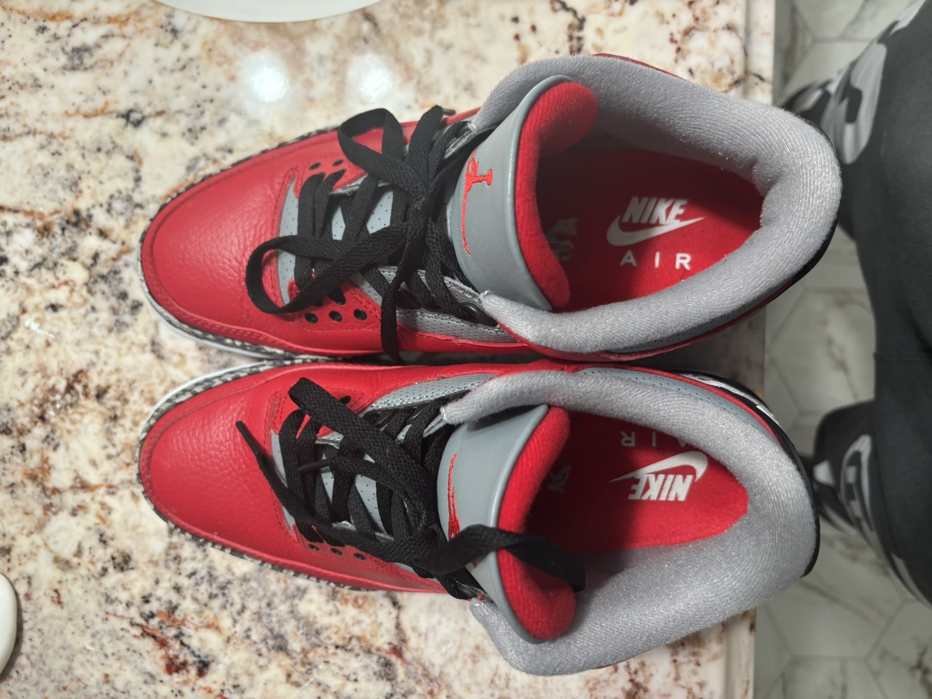 Air Jordan 3 Retro SE "Unite" (Fire Red Cement)