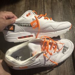 Nike Air Max 1 LX "Just Do It"