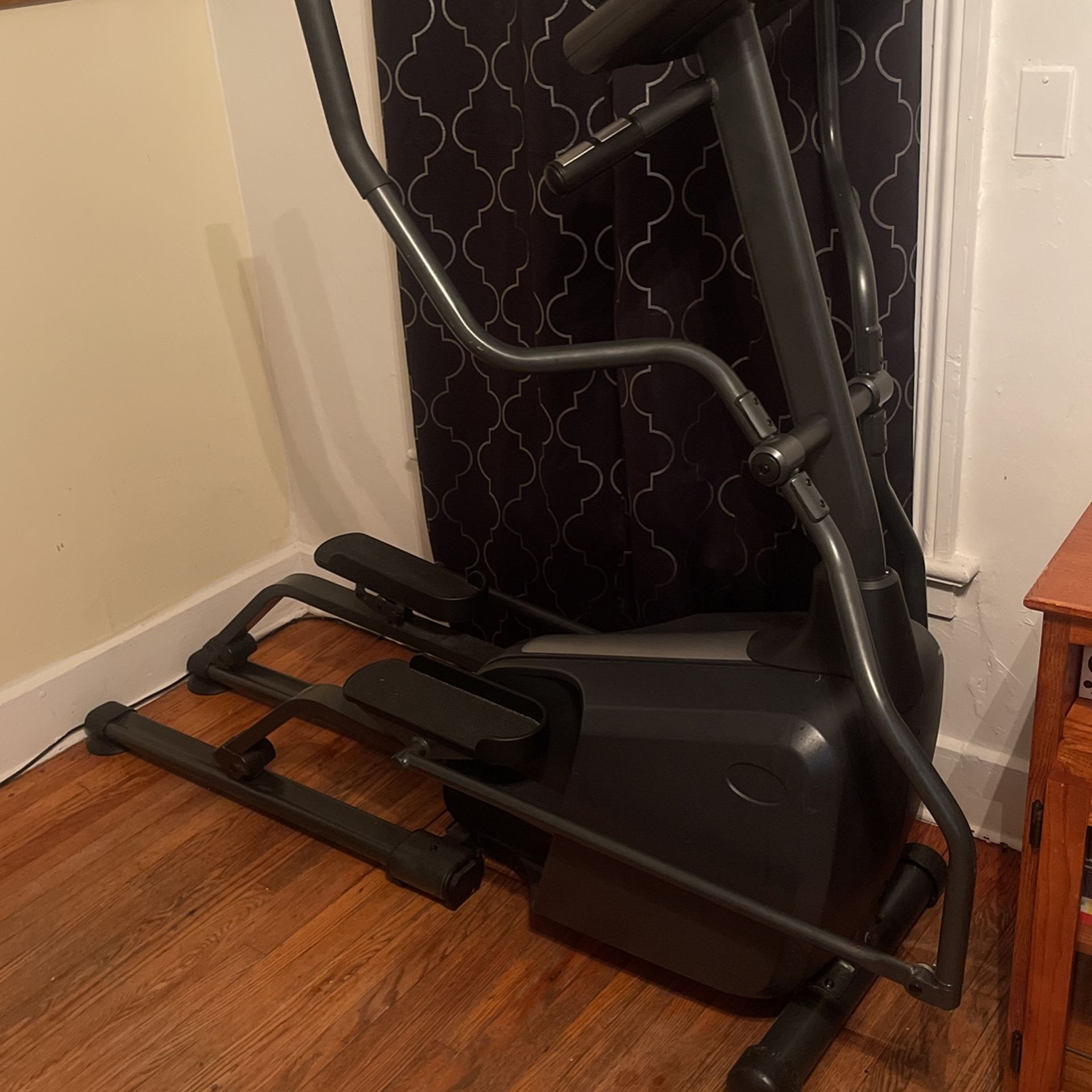 Elliptical E70