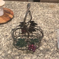 Metal Wine Basket