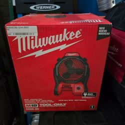 Milwaukee M18 Jobsite Fan 0886-20 Tool Only