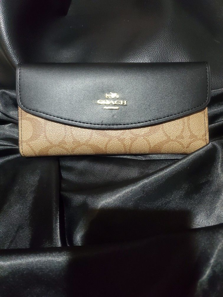 Coach wallet