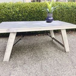 Ashley Furniture Carynhurst Table