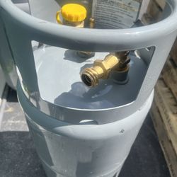 Forklift Propane Tanks / Gas Tanks