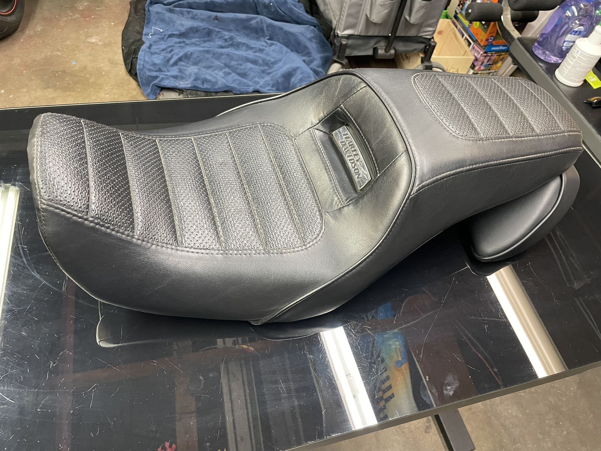 2015 Harley Davidson Dyna Lowrider Seat
