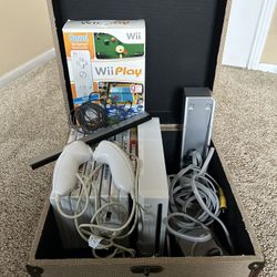 WII RVL-001  Gaming Console System