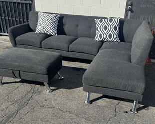 Sectional couch