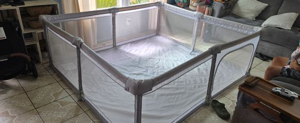 BABY PLAY PEN