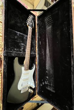 Squier by Fender Stratocaster