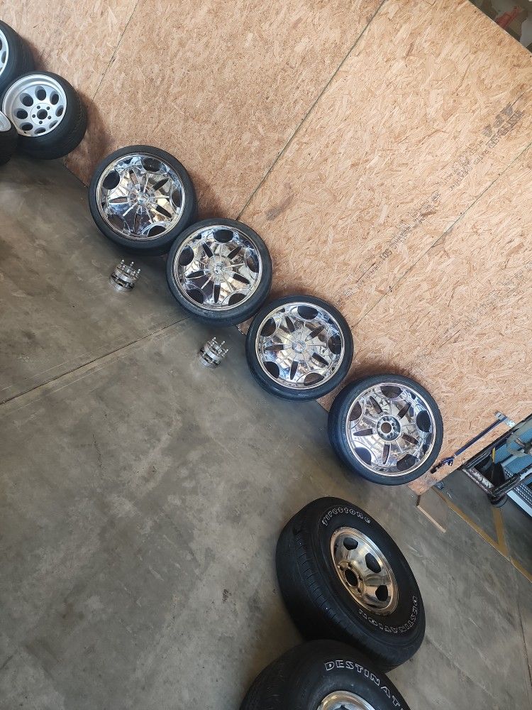 22 Inch Rims W/ Tires And Spacers